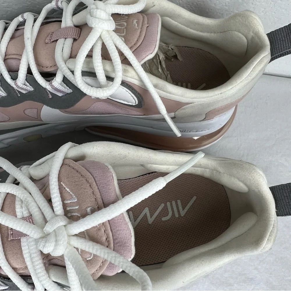 Nike Air Max 270 React Plum Chalk Stone Mauve 9.5